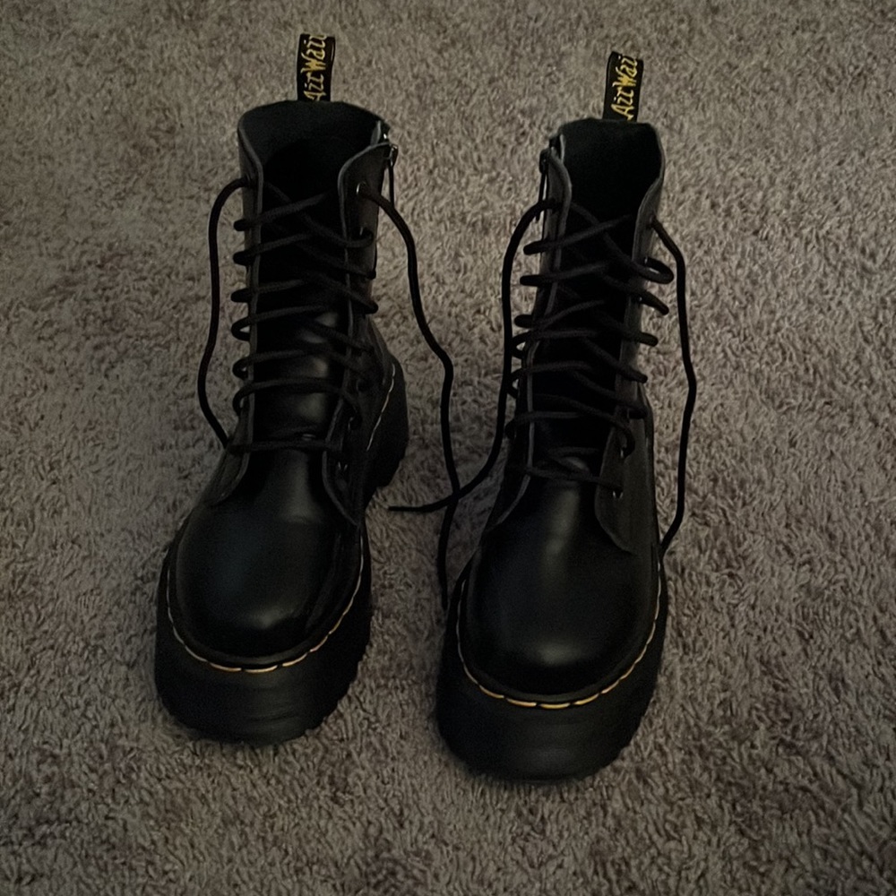 Dr. Martens Jadon Smooth Leather Platform Black Boots UK7 US9 EU40